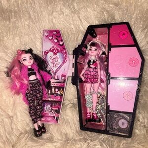 Monster high dolls